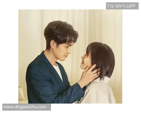 足球明星宠爱猫咪，明星与爱宠之间的温馨故事揭秘